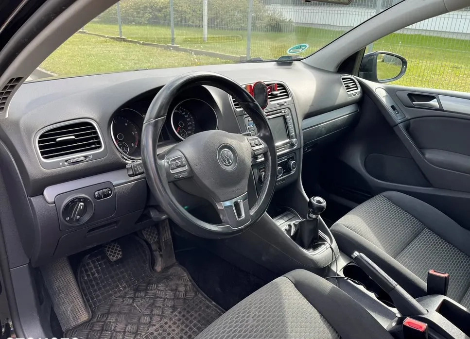 Volkswagen Golf cena 22000 przebieg: 198850, rok produkcji 2011 z Poznań małe 92